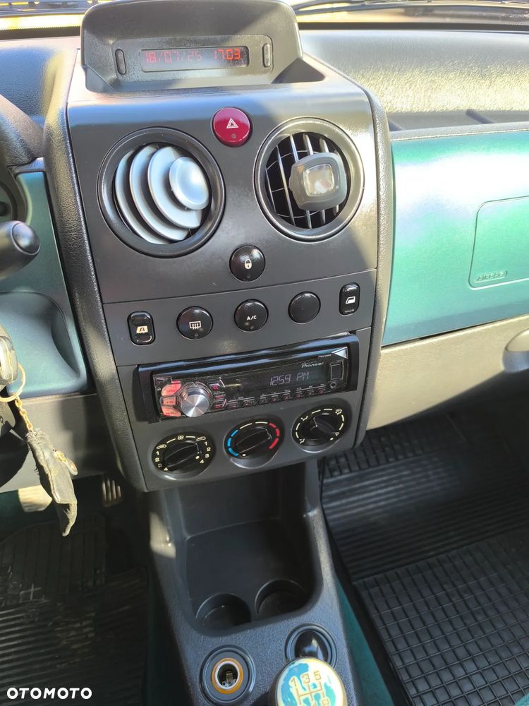 Citroën Berlingo II 1.6i Pakiet Plus - 17
