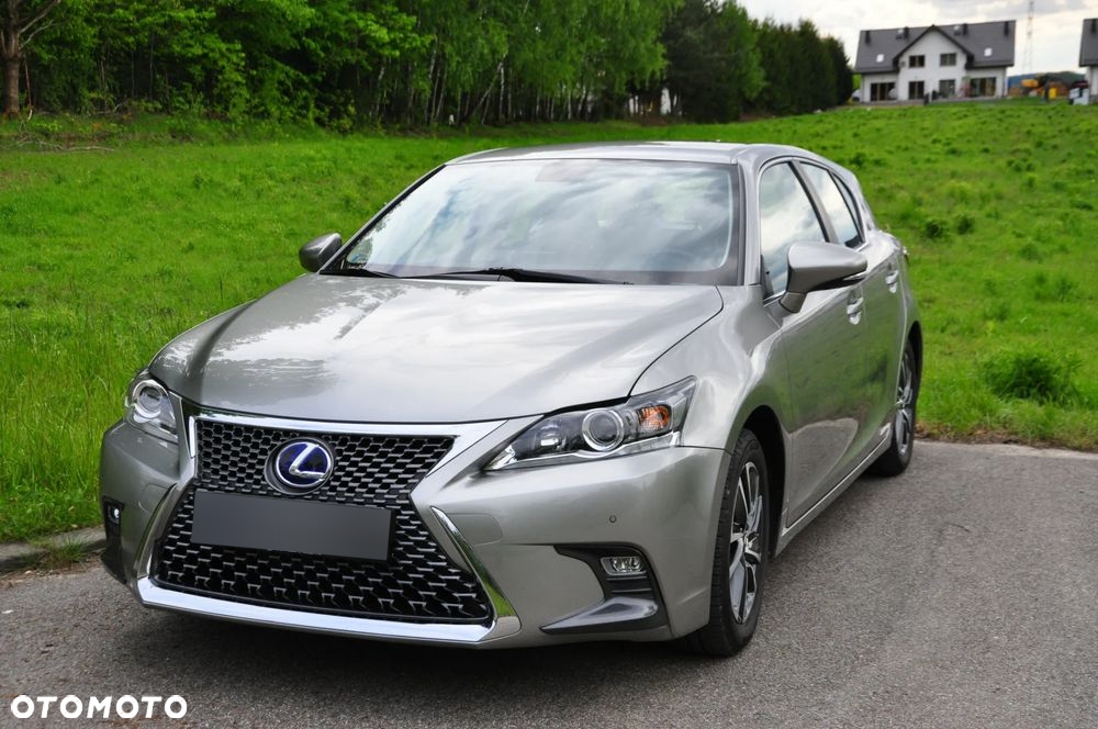 Lexus CT - 6