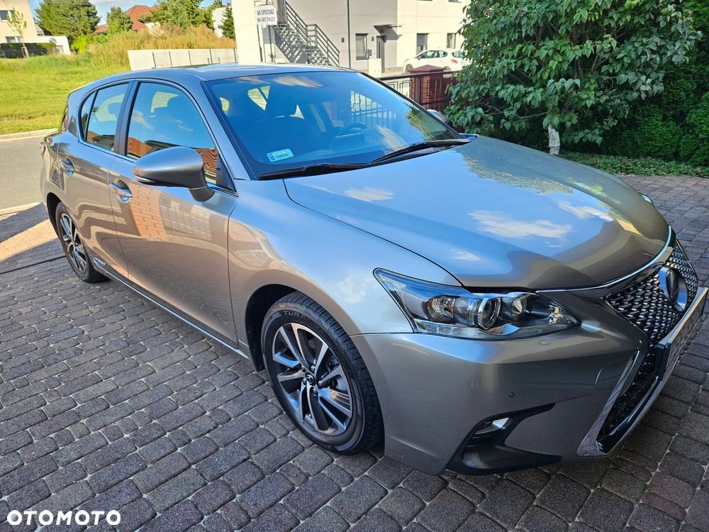 Lexus CT 200h Elegance - 2