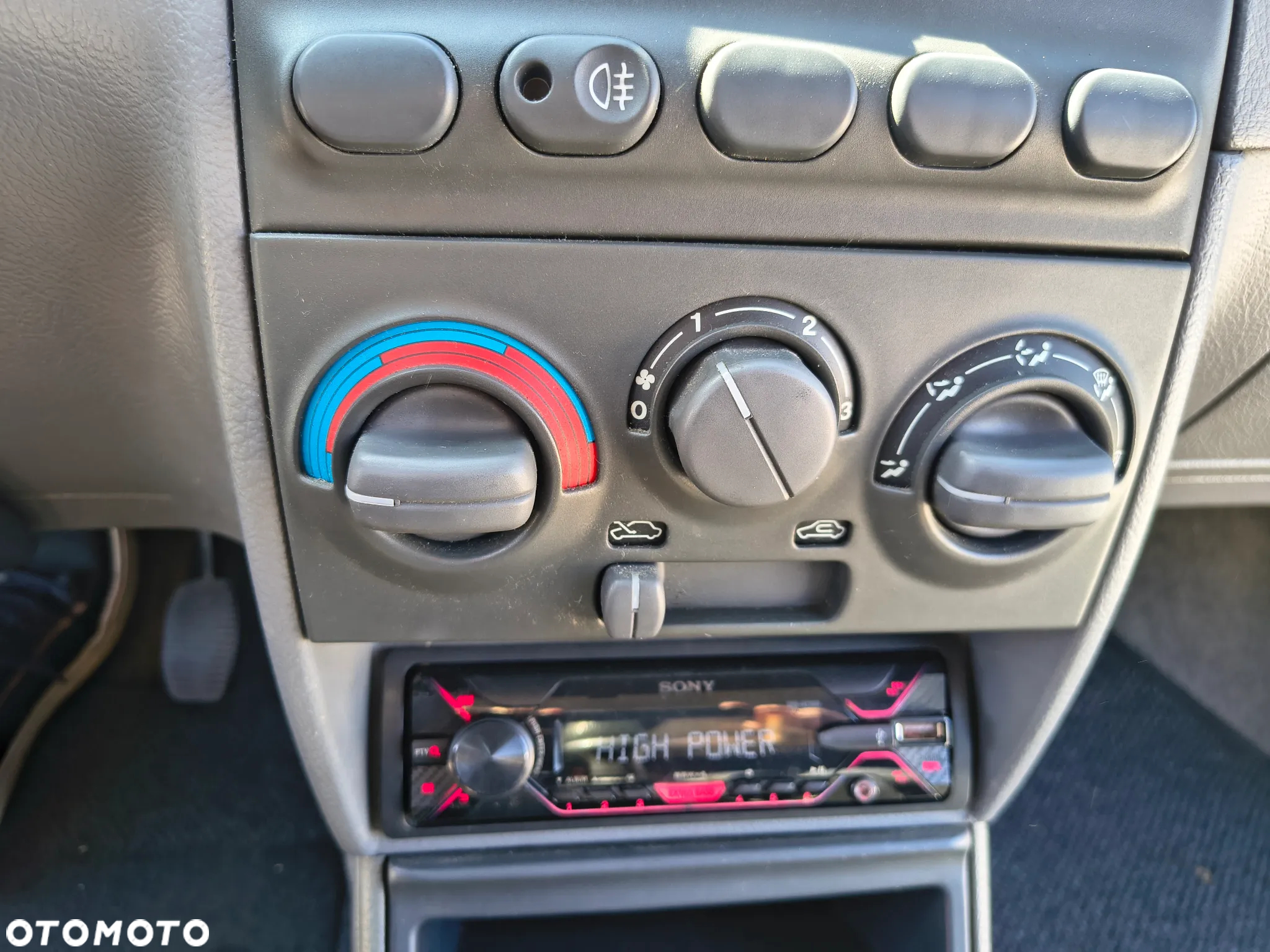 Fiat Punto 1.2 8V - 28