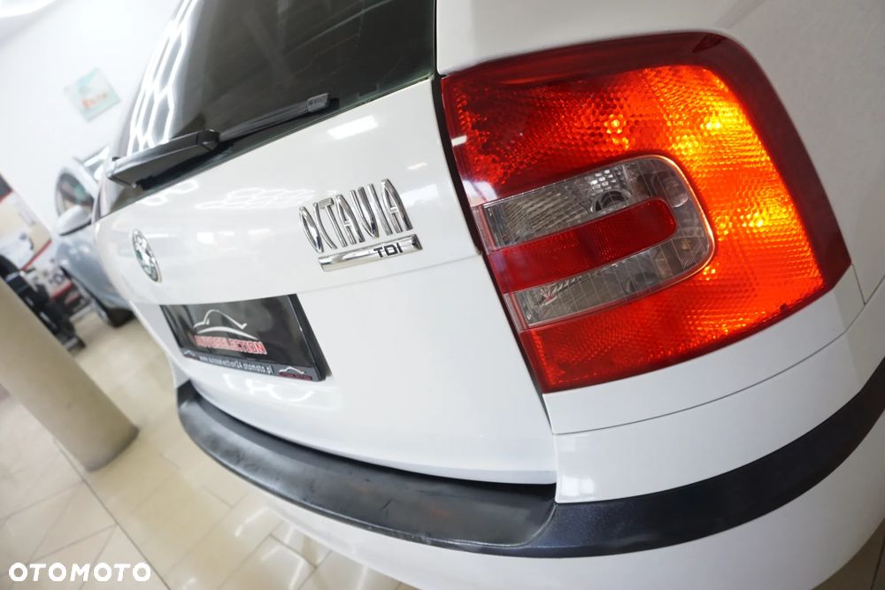 Skoda Octavia 1.9 TDI DSG Elegance - 16