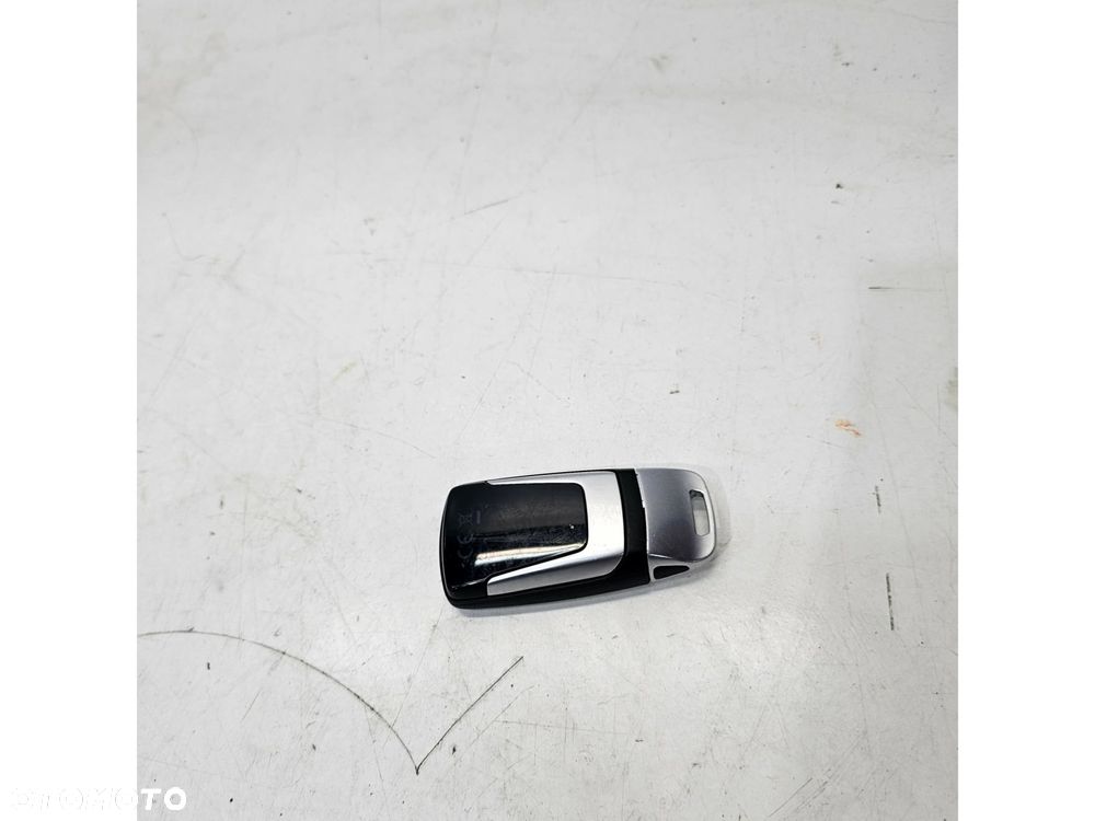KLUCZYK PILOT KEYLESS AUDI Q5 FY A4 B9 A5 8W Q7 4M 4M0959754CF - 4
