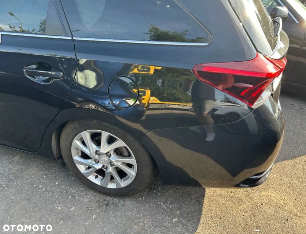 Toyota Auris - 9