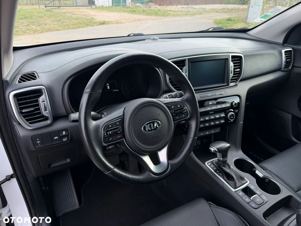 Kia Sportage - 11