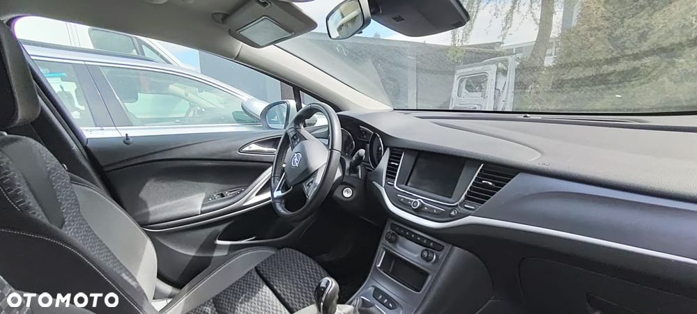 Opel Astra 1.5 CDTI Elegance S&S - 11