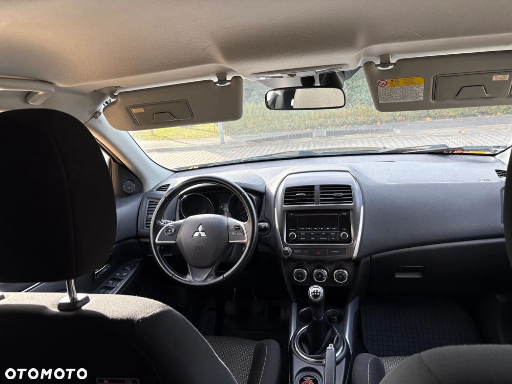 Mitsubishi ASX - 8