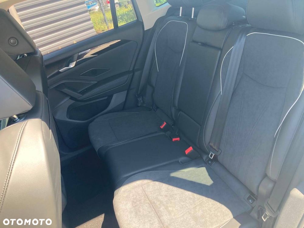 Volkswagen Tiguan - 16