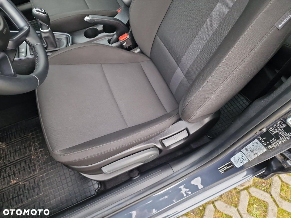 Hyundai i20 - 12