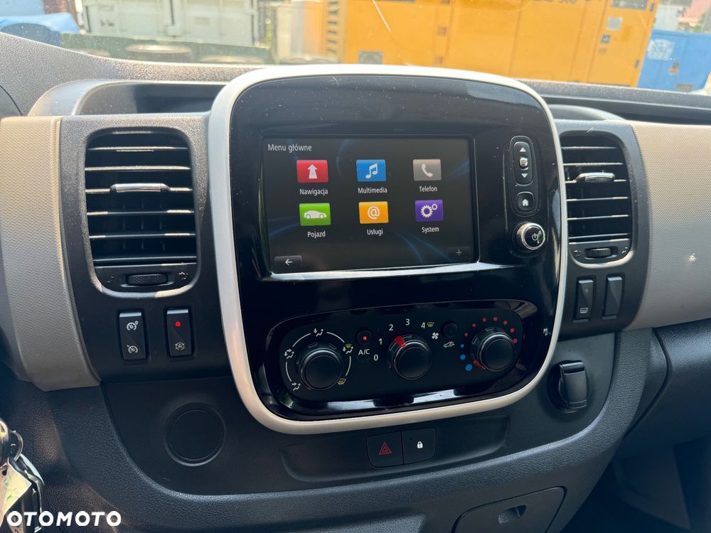 Renault Trafic - 24