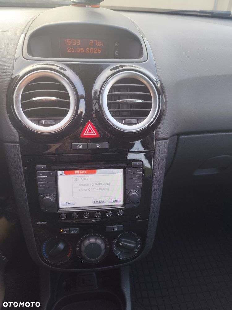 Opel Corsa - 4