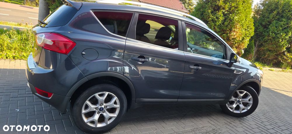 Ford Kuga - 13