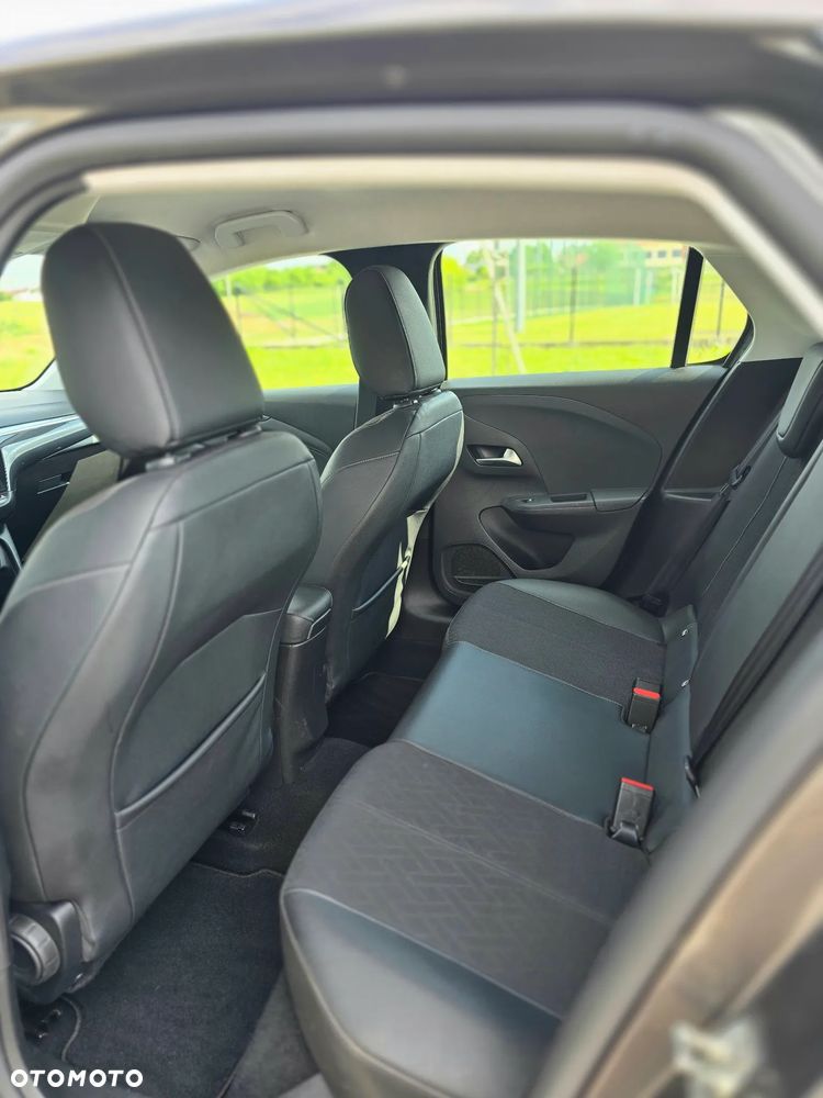 Opel Corsa 1.2 Elegance S&S - 11