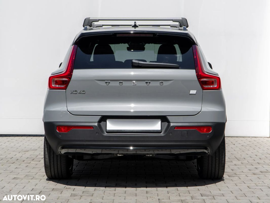 Volvo XC 40 Recharge Twin Motor AWD Plus - 5