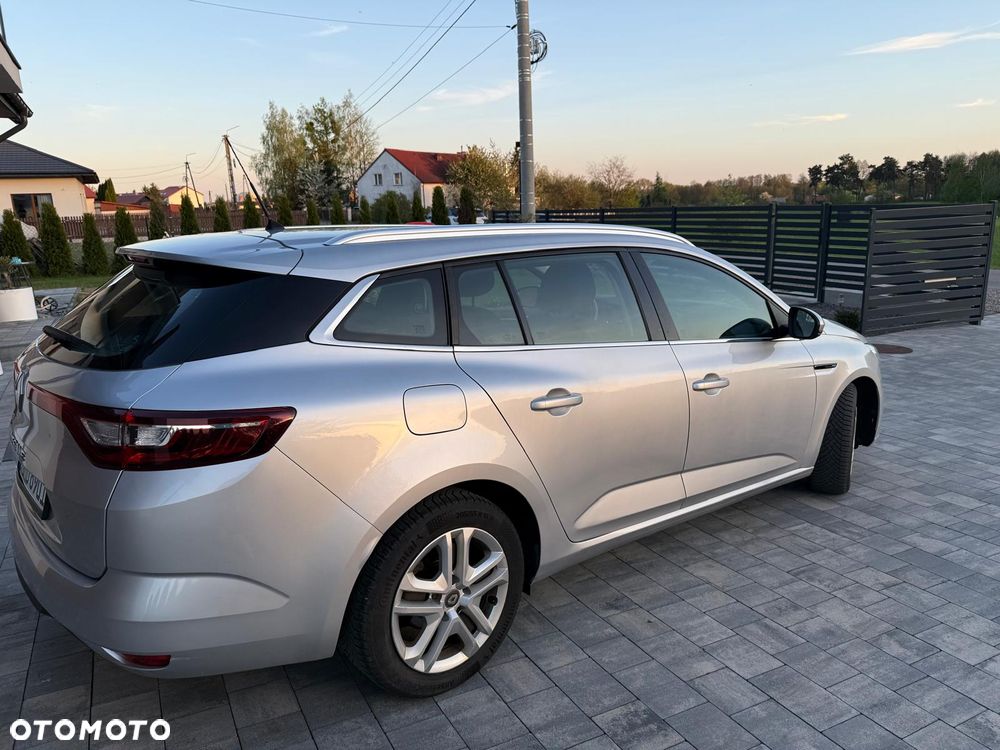 Renault Megane ENERGY TCe 100 EXPERIENCE - 12