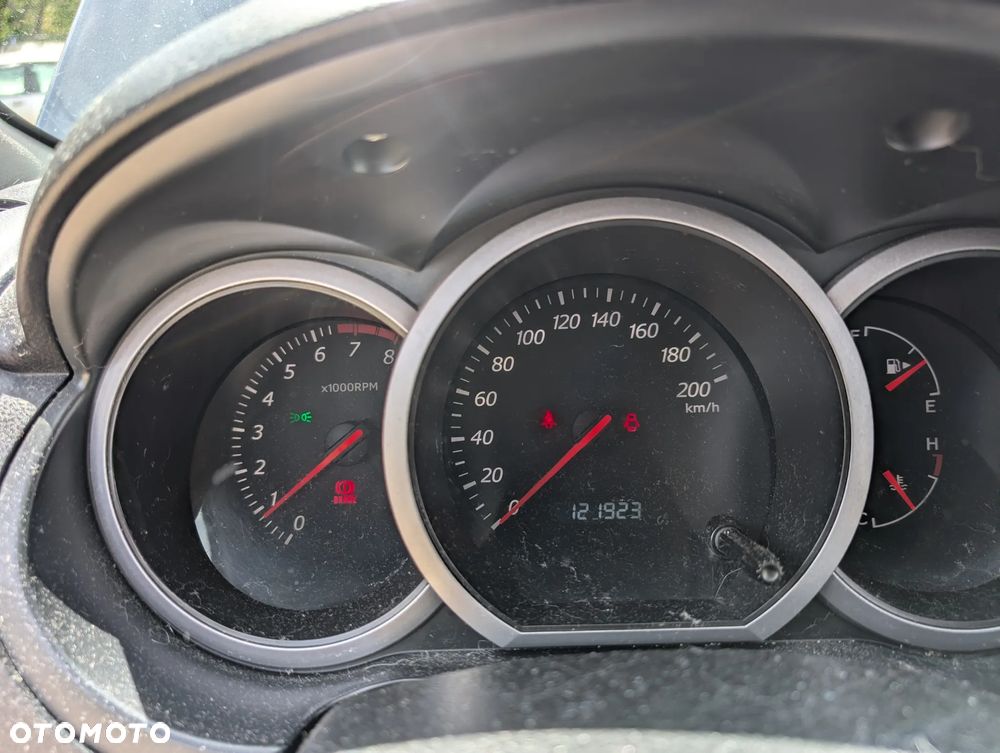 Suzuki Grand Vitara 2.0 Comfort Limited - 4