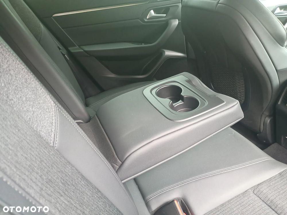 Peugeot 508 BlueHDi 130 EAT8 Active Business-Paket - 9