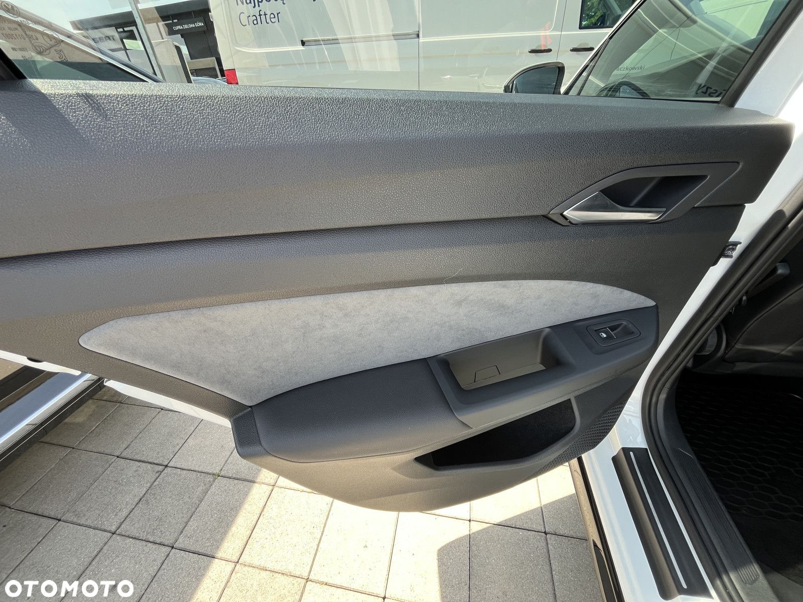 Volkswagen Golf - 16