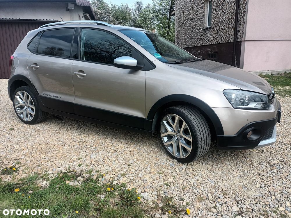 Volkswagen Polo Cross - 9
