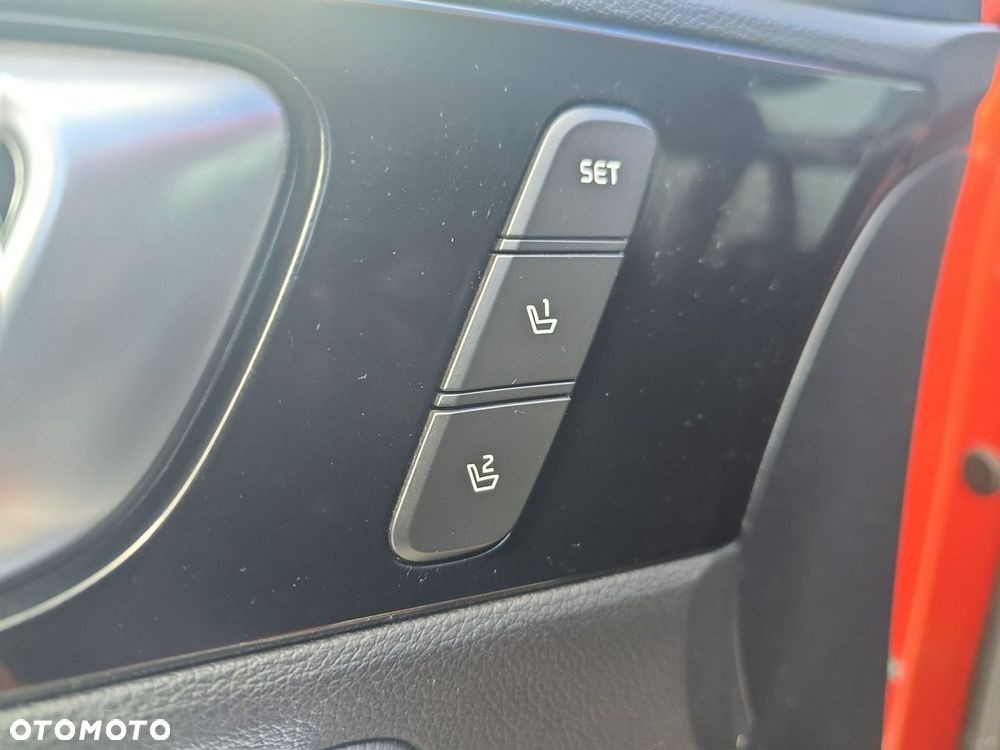 Kia XCeed - 20