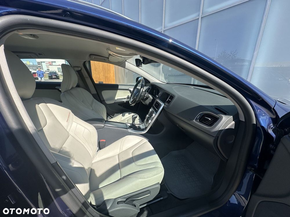 Volvo V60 - 21