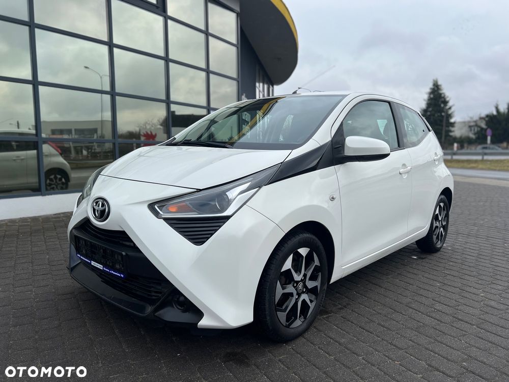 Toyota Aygo x-clusiv - 4
