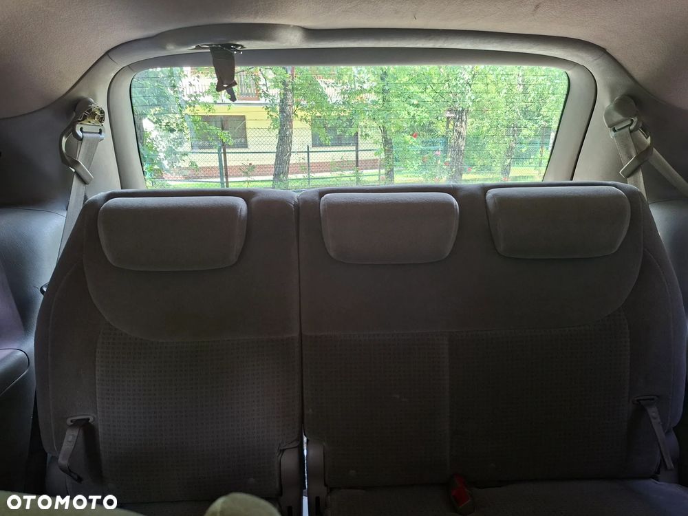 Toyota Sienna - 17