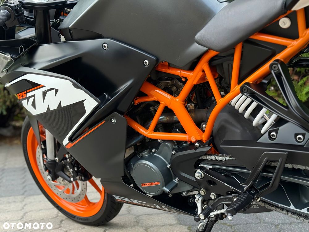KTM RC 125 - 35