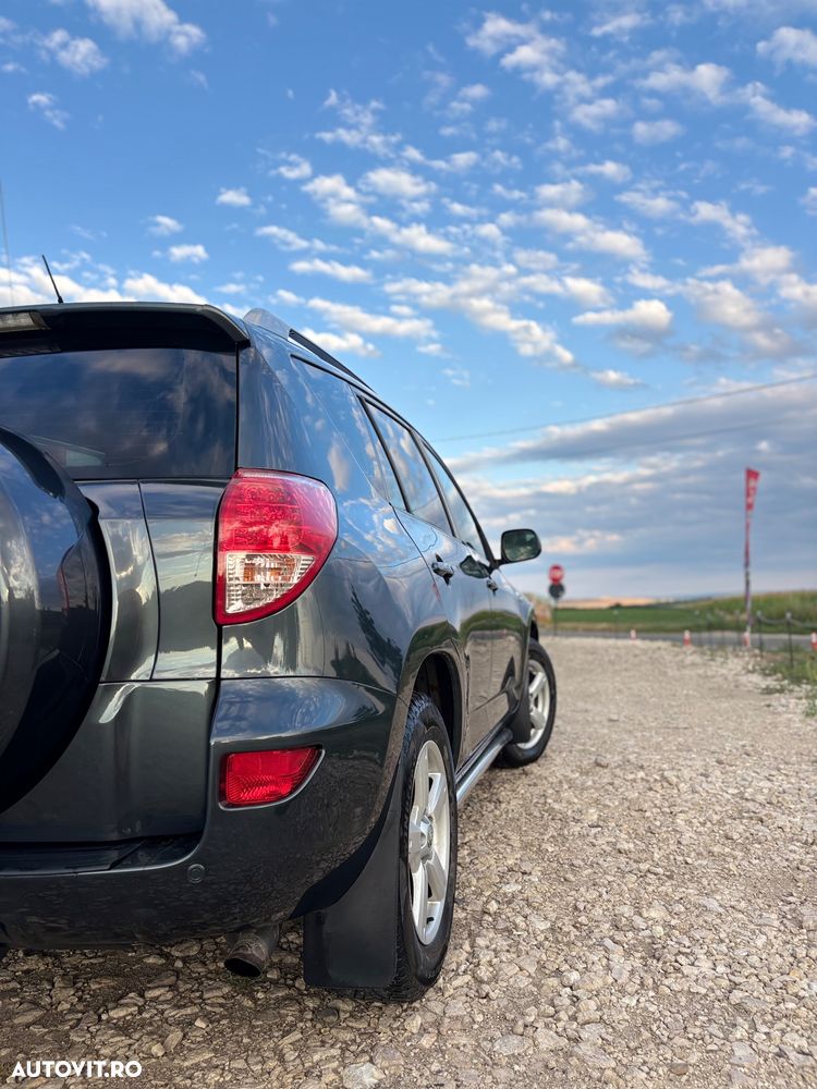 Toyota RAV4 2.2 D-4D Executive - 26