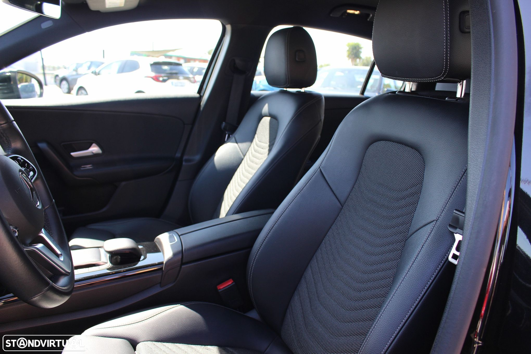 Mercedes-Benz A 250 e Style Plus - 32
