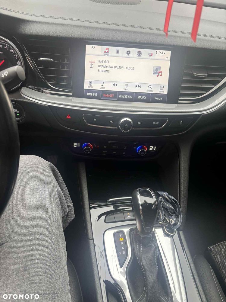 Opel Insignia 2.0 - 8