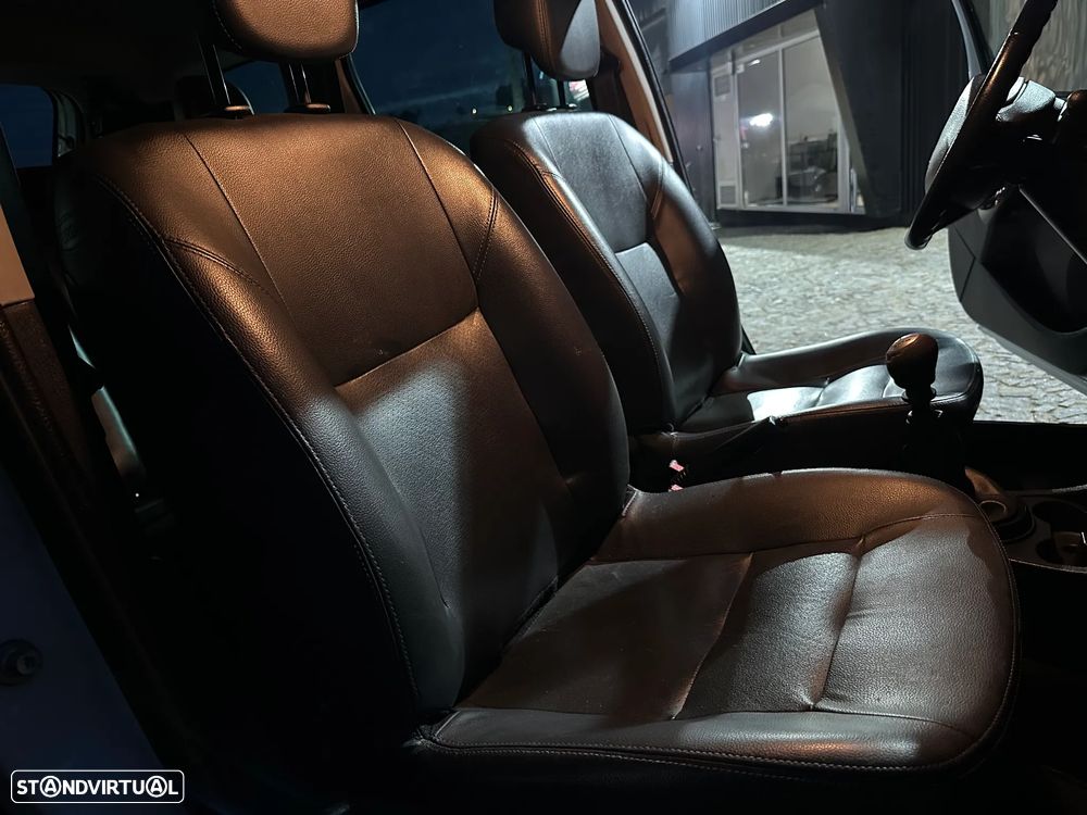 Dacia Duster 1.5 dCi Prestige - 15