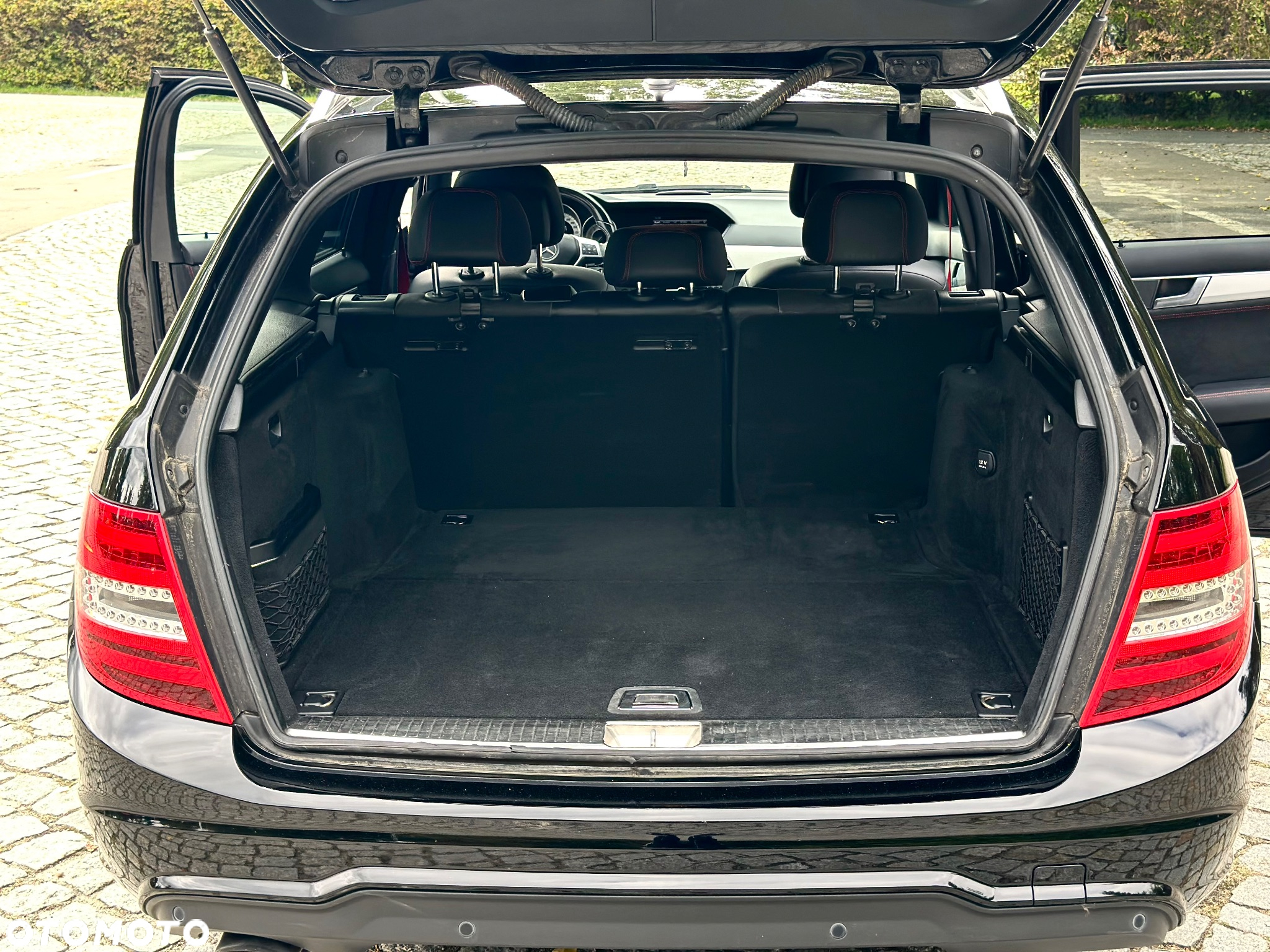 Mercedes-Benz Klasa C 250 T (BlueEFFICIENCY) 7G-TRONIC Avantgarde - 19