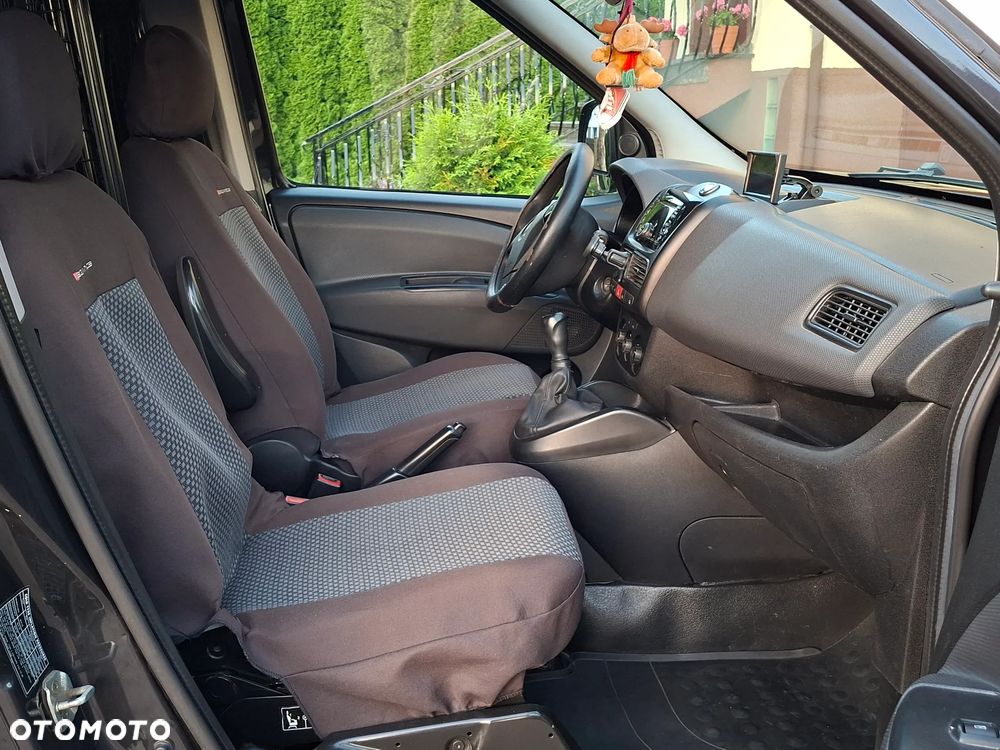 Fiat Doblo - 11