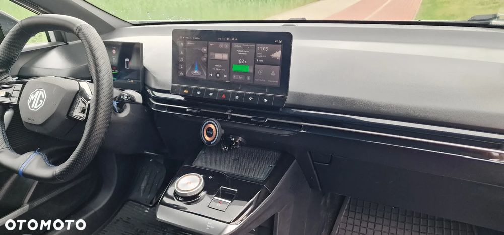 MG 4 Luxury 49 kWh - 15