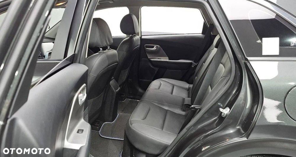 Kia Niro 1.6 GDI Hybrid L - 10