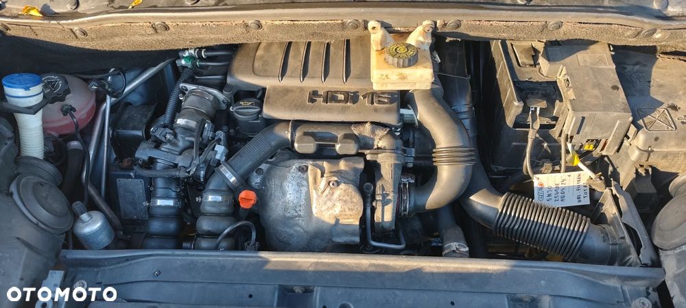 Citroën C4 Grand Picasso - 16