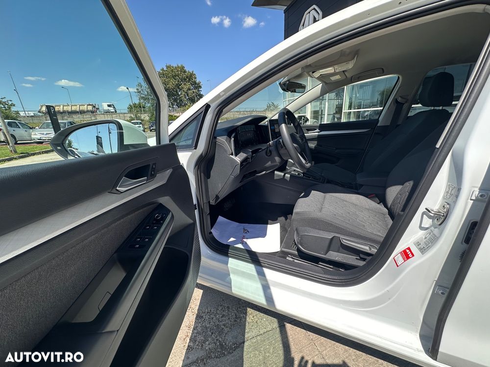 Volkswagen Golf 1.5 eTSI OPF DSG Life - 12