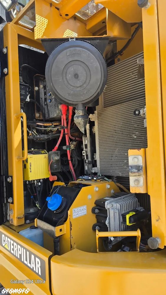 Caterpillar 325f - 8