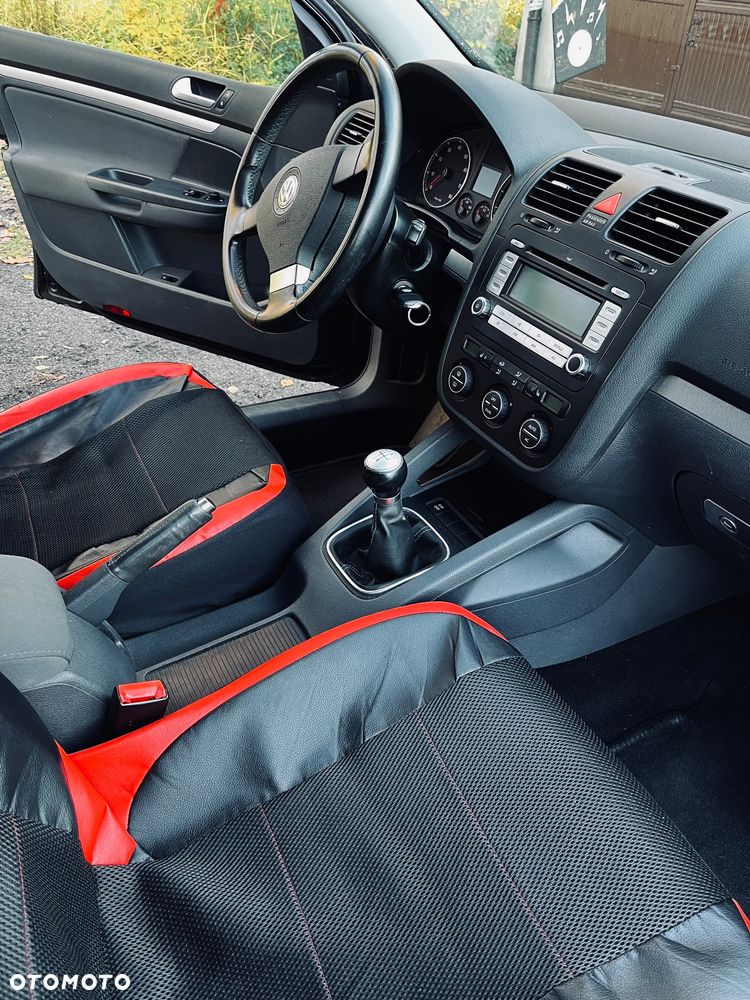 Volkswagen Golf V 1.6 Comfortline - 14