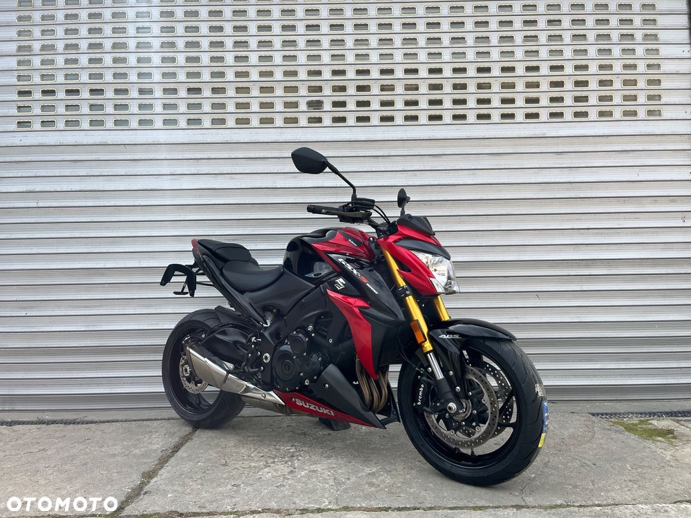 Suzuki GSX 1000 - 16