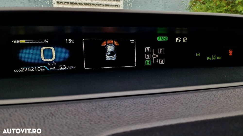 Toyota Prius 1.8 HSD Exclusive - 16