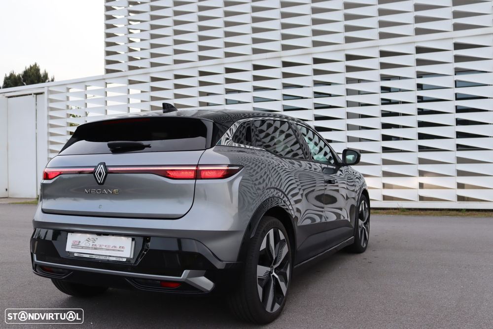 Renault Mégane E-Tech - 13