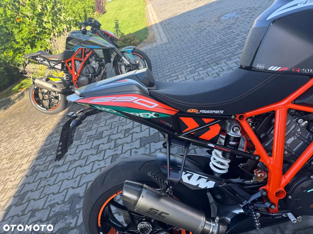 KTM Super Duke - 25