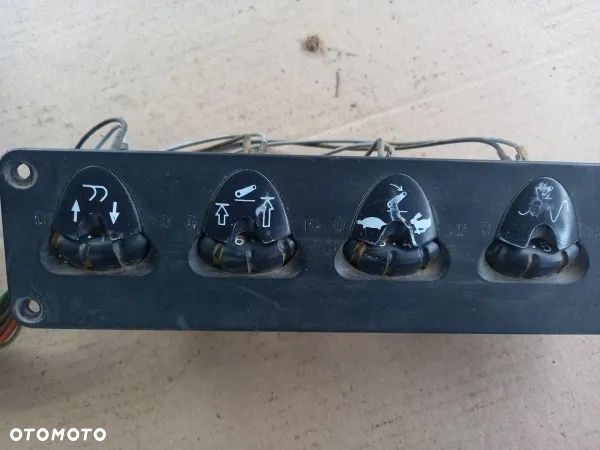 Sterowanie podnośnikiem EHR Case Maxxum 140 - 2