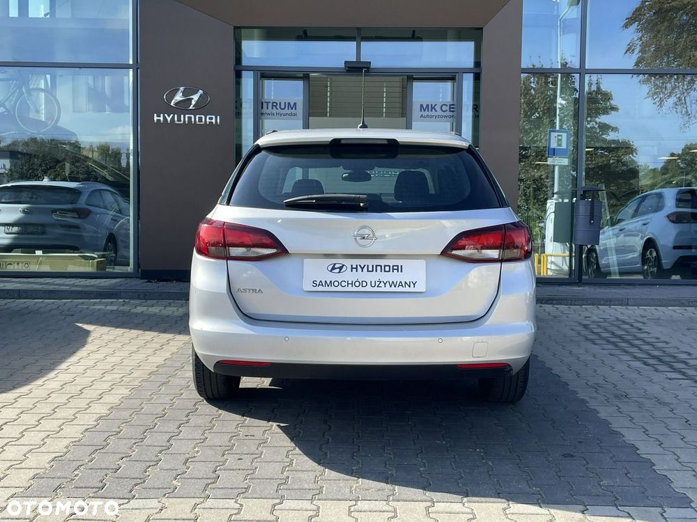Opel Astra 1.4 T Enjoy - 9