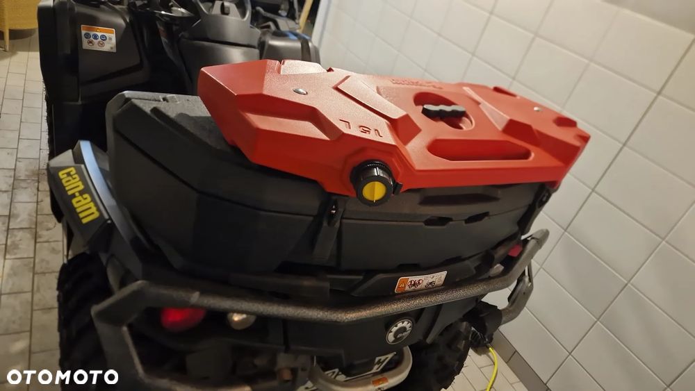 Can-Am Outlander Max - 8