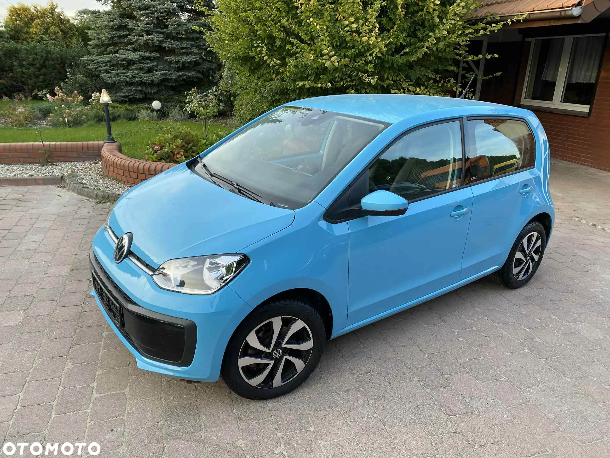 Volkswagen up! Active - 39