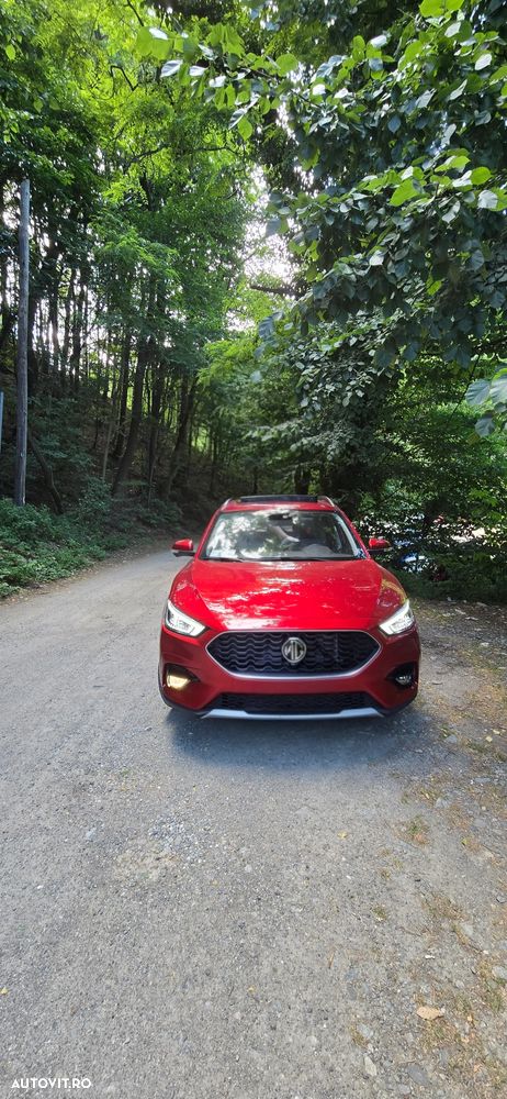 MG ZS - 1