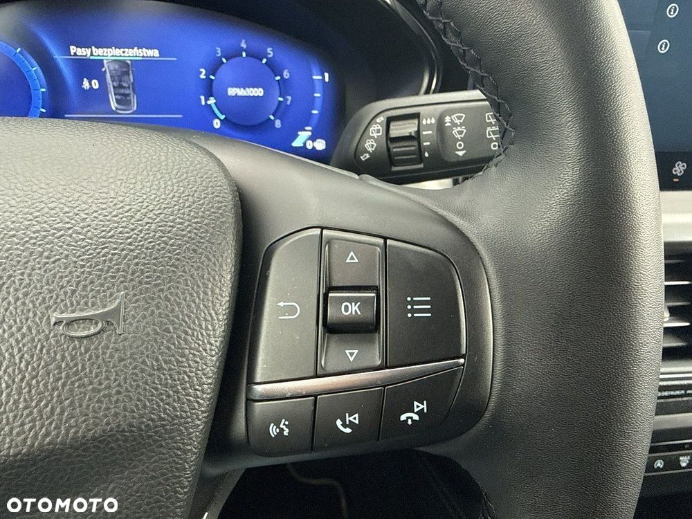 Ford Focus - 12