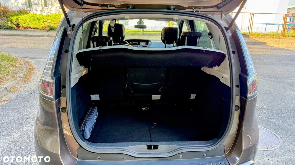 Renault Scenic dCi 130 FAP Start & Stop Bose Edition - 29
